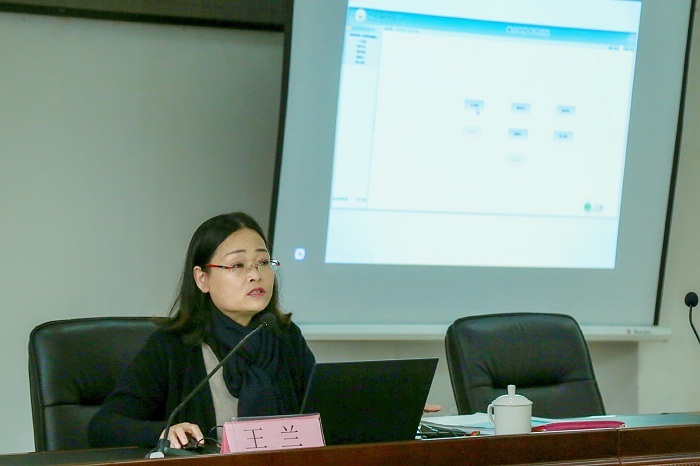 15731107021390.jpg 1教务处副处长王兰.jpg