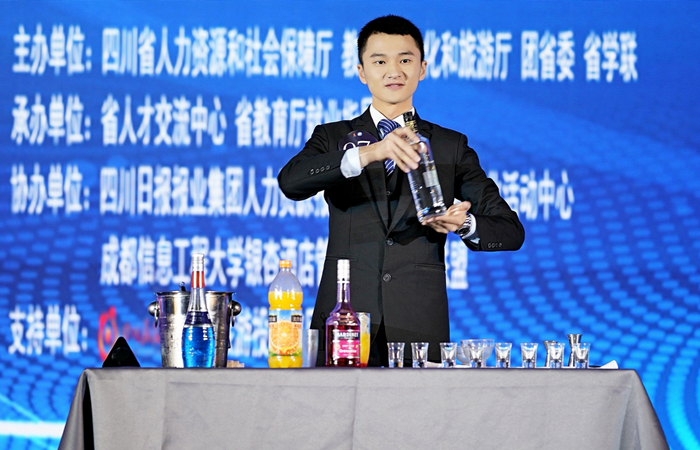 15746490308429.jpg 现场才艺展示_副本.jpg